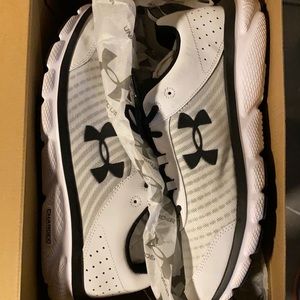 Men’s UA Charged Assert 8 sneakers